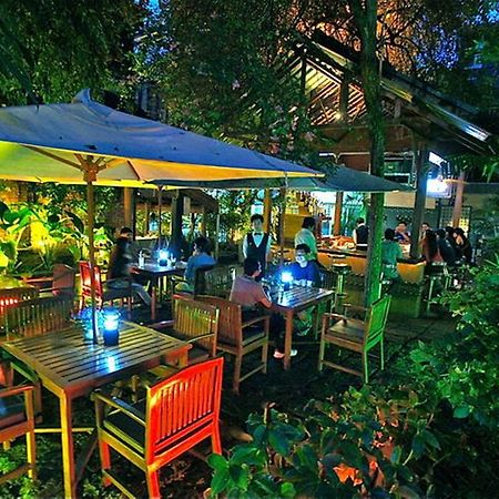 Lotus Hotel Chiang Mai Exterior foto